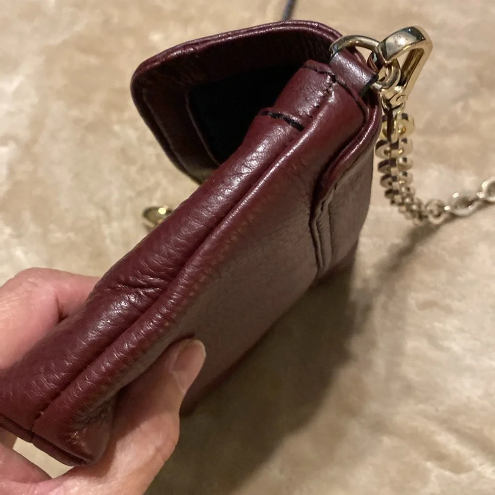 Calvin Kline small burgundy leather crossbody - Picture 7 of 12